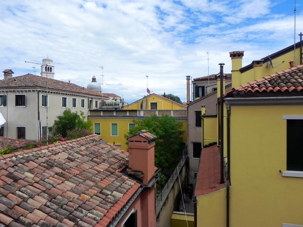 Appartement Biennale 252 *